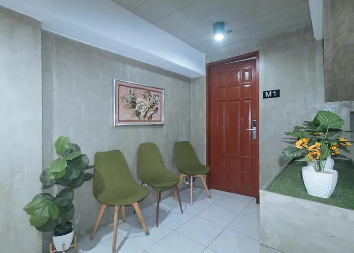 호텔 Rcee Place By Reddoorz 3*