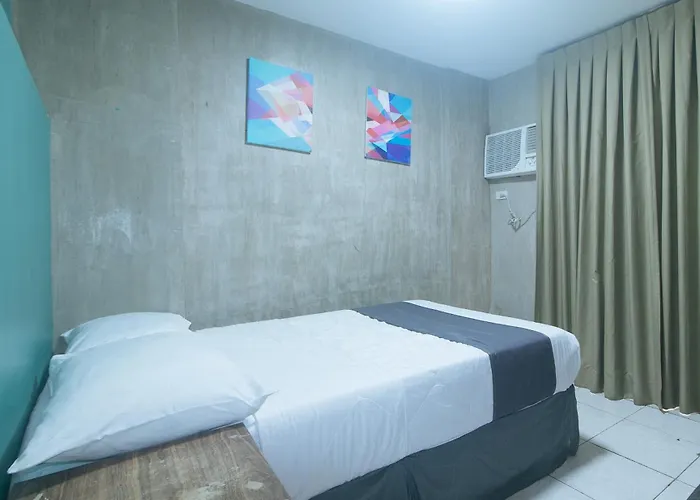 호텔 Rcee Place By Reddoorz 3*