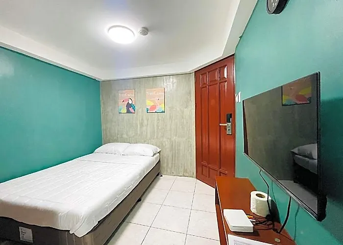 Hotel Rcee Place By Reddoorz